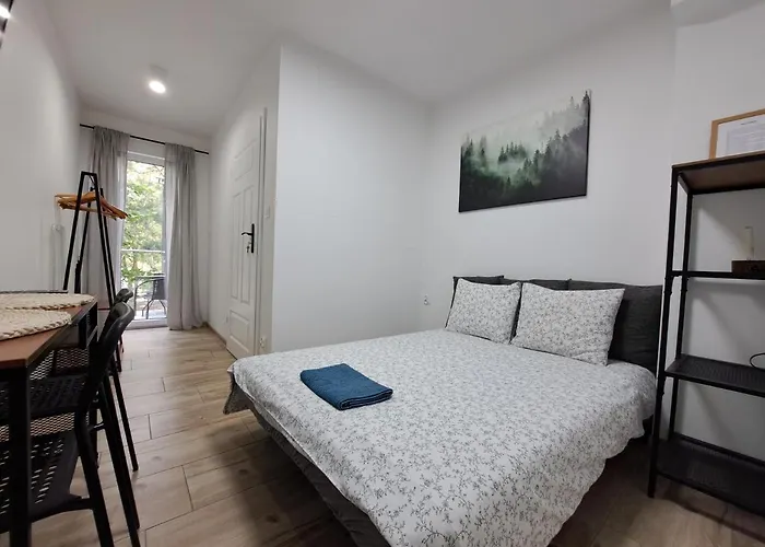 Πανσιόν W Parku 3*